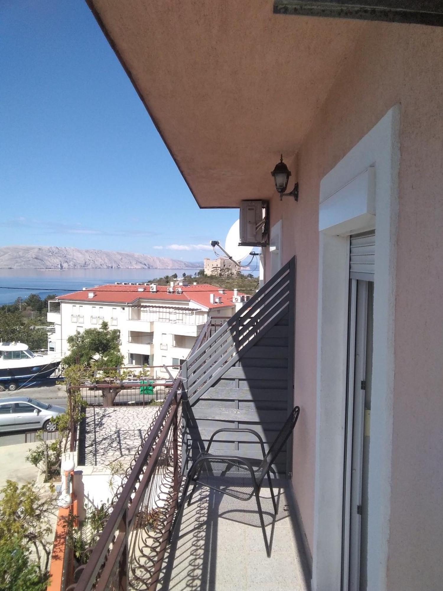 Guesthouse Martina Senj  Eksteriør bilde
