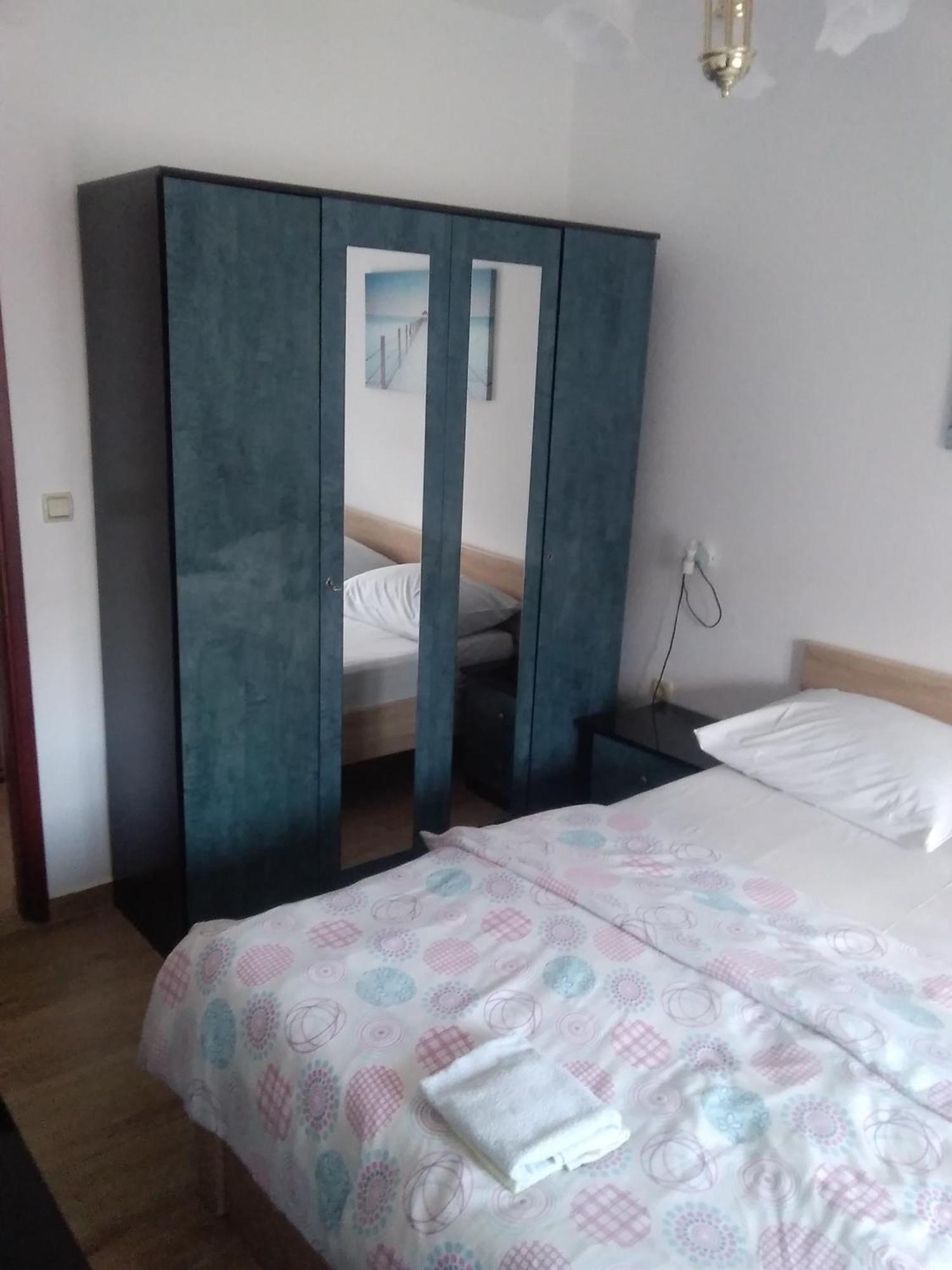 Guesthouse Martina Senj  Eksteriør bilde