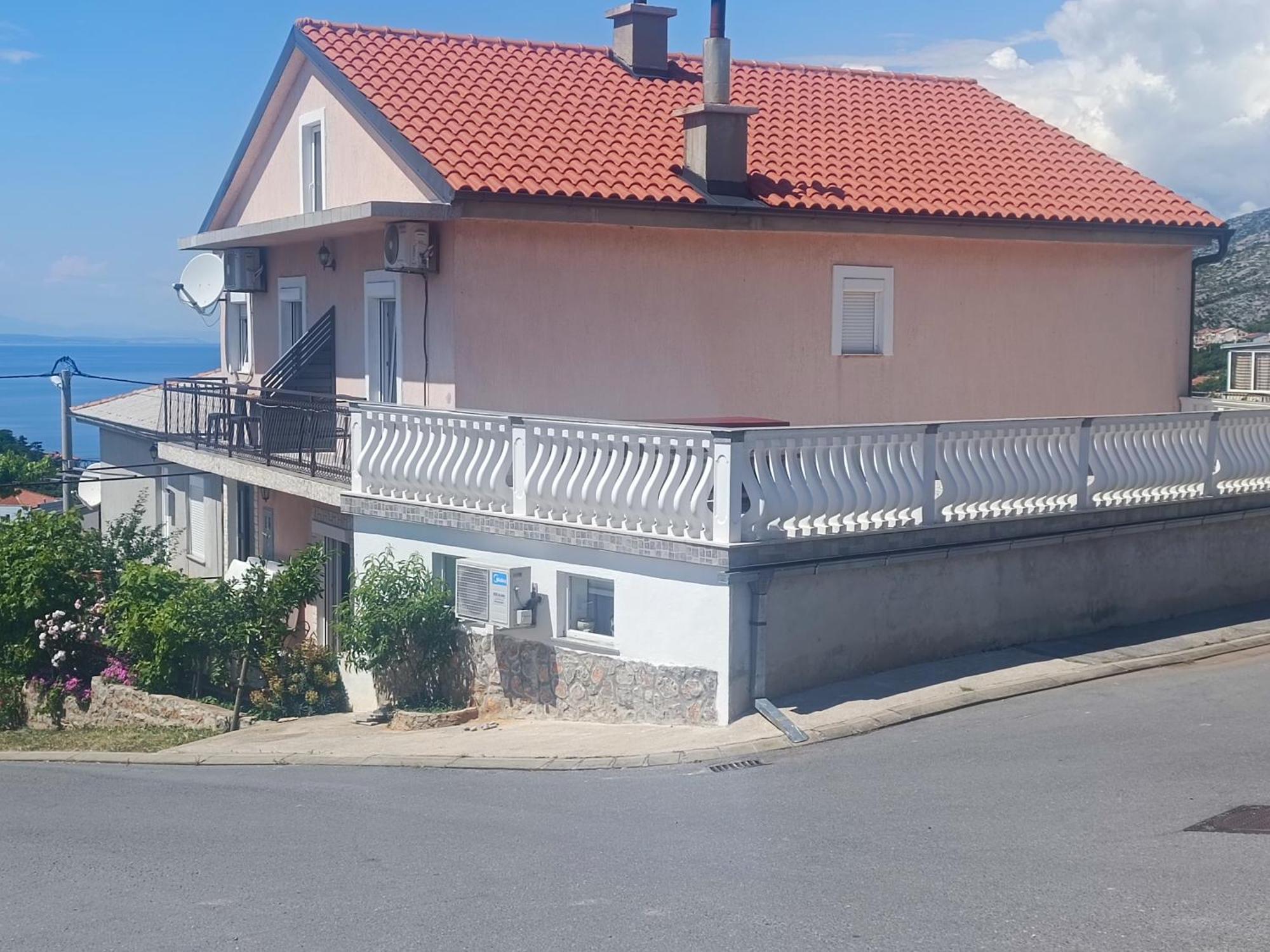 Guesthouse Martina Senj  Eksteriør bilde